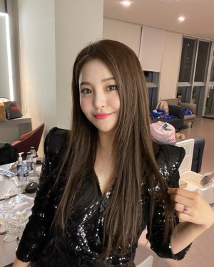 210417 Brave Girls Yujeong Instagram Update