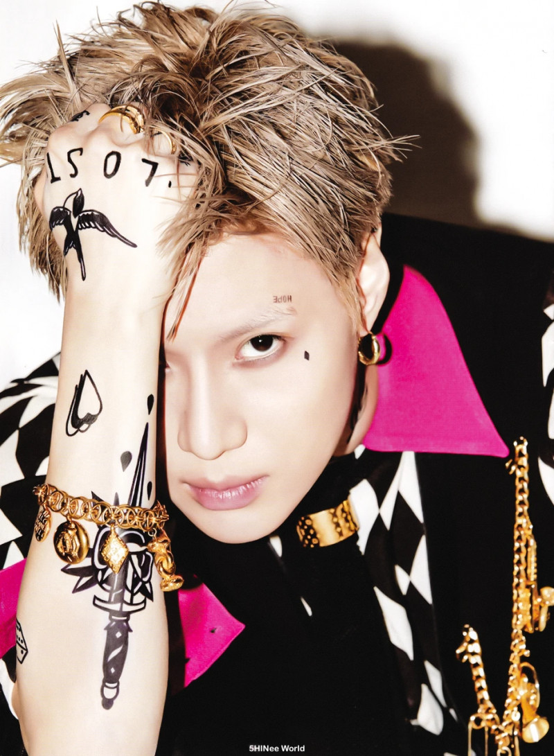 [SCANS] TAEMIN "Never Gonna Dance Again" Extended Version documents 11
