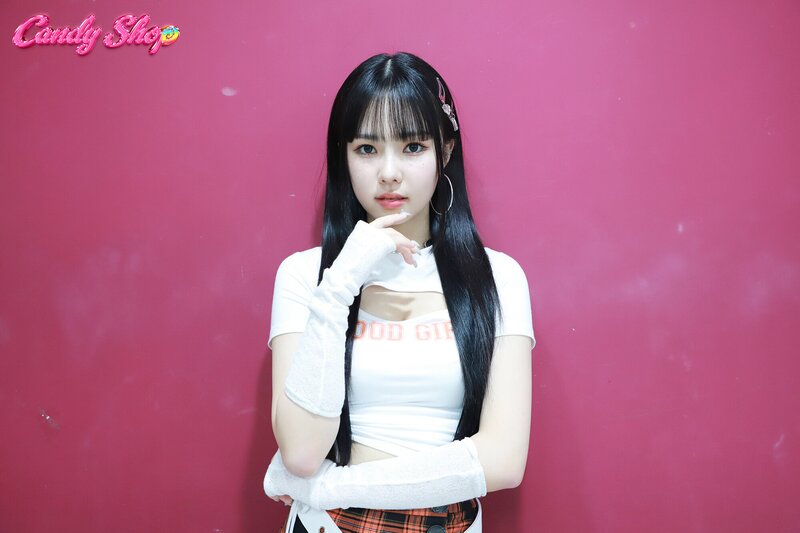 Brave Entertainment Naver Post - Candy Shop Music Show Promotion Behind the Scenes documents 24