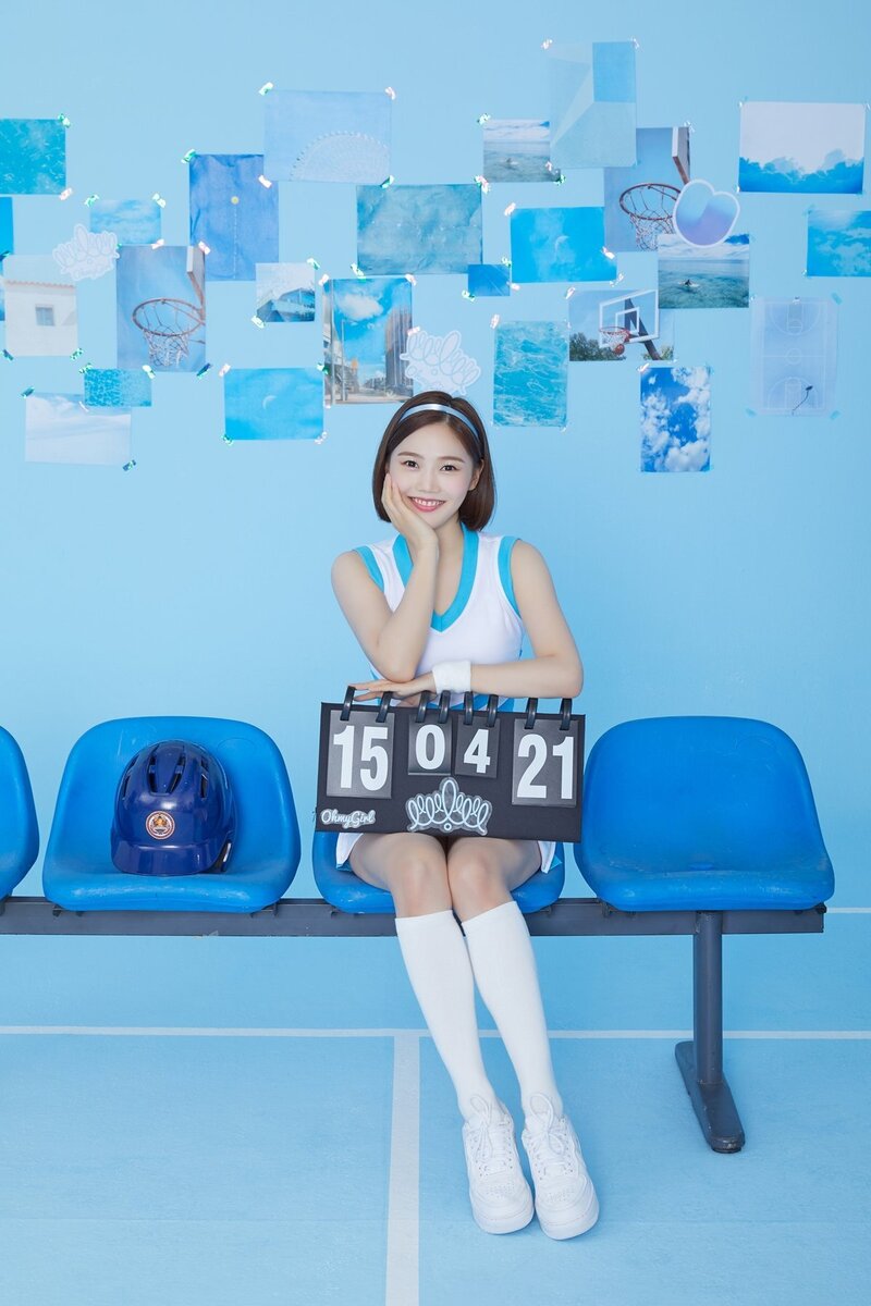 OH MY GIRL - Cute Concept 'Blizzard Blue' - Photoshoot by Universe documents 13