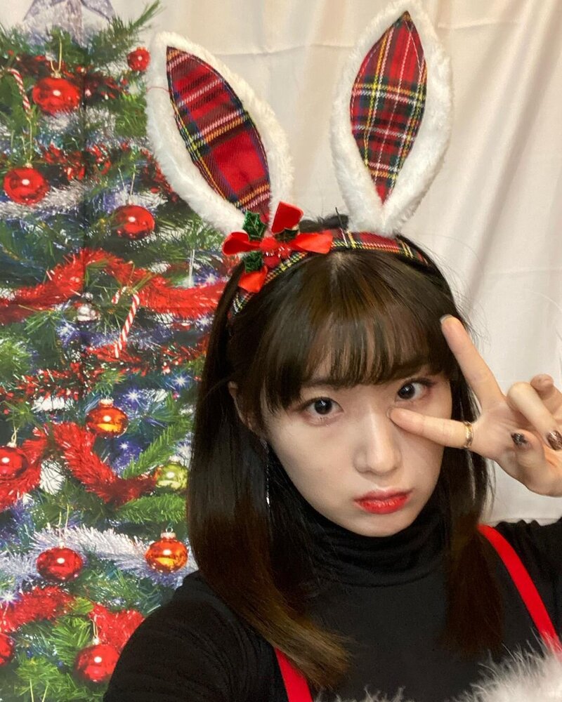 221225 GWSN Seoryoung Instagram Update documents 1
