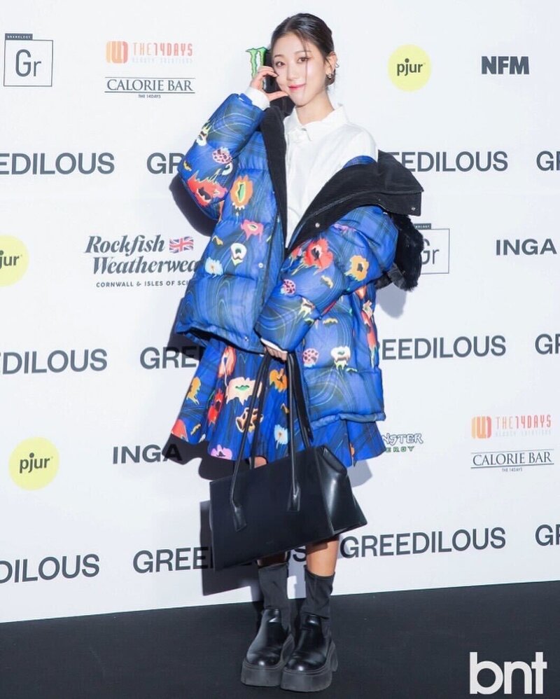 240206 Seungyeon at Seoul Fashion Week for Greedilous documents 2