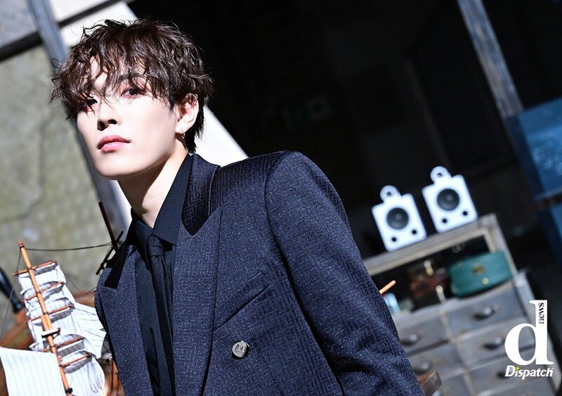 ATEEZ Hongjoong - 'Crazy Fom' MV Behind the Scenes with Dispatch documents 5