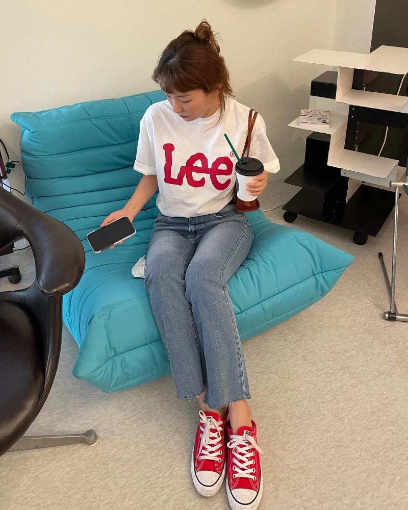 210514 Red Velvet Seulgi Instagram Update documents 4