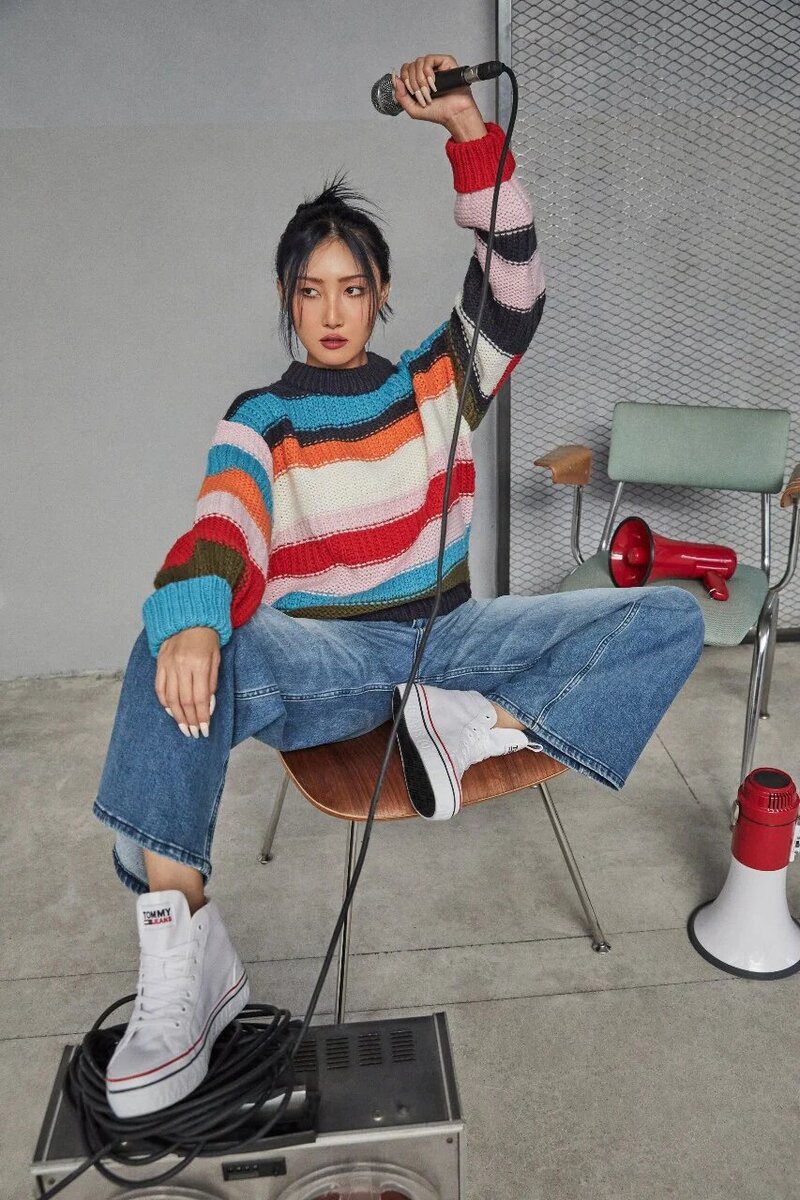MAMAMOO's Hwasa for Tommy Hilfiger 2020 Fall Collection documents 2