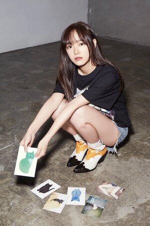 gugudan's Sejeong for OhBoy! Magazine "Girls & Cats" special edition | No. 103 March / April 2020