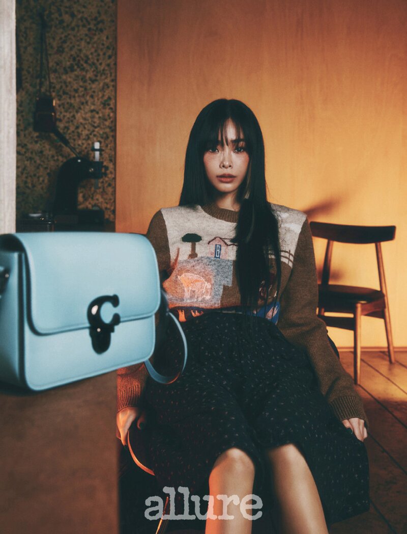 HEIZE for ALLURE Korea x COACH Nov Issue 2021 documents 5