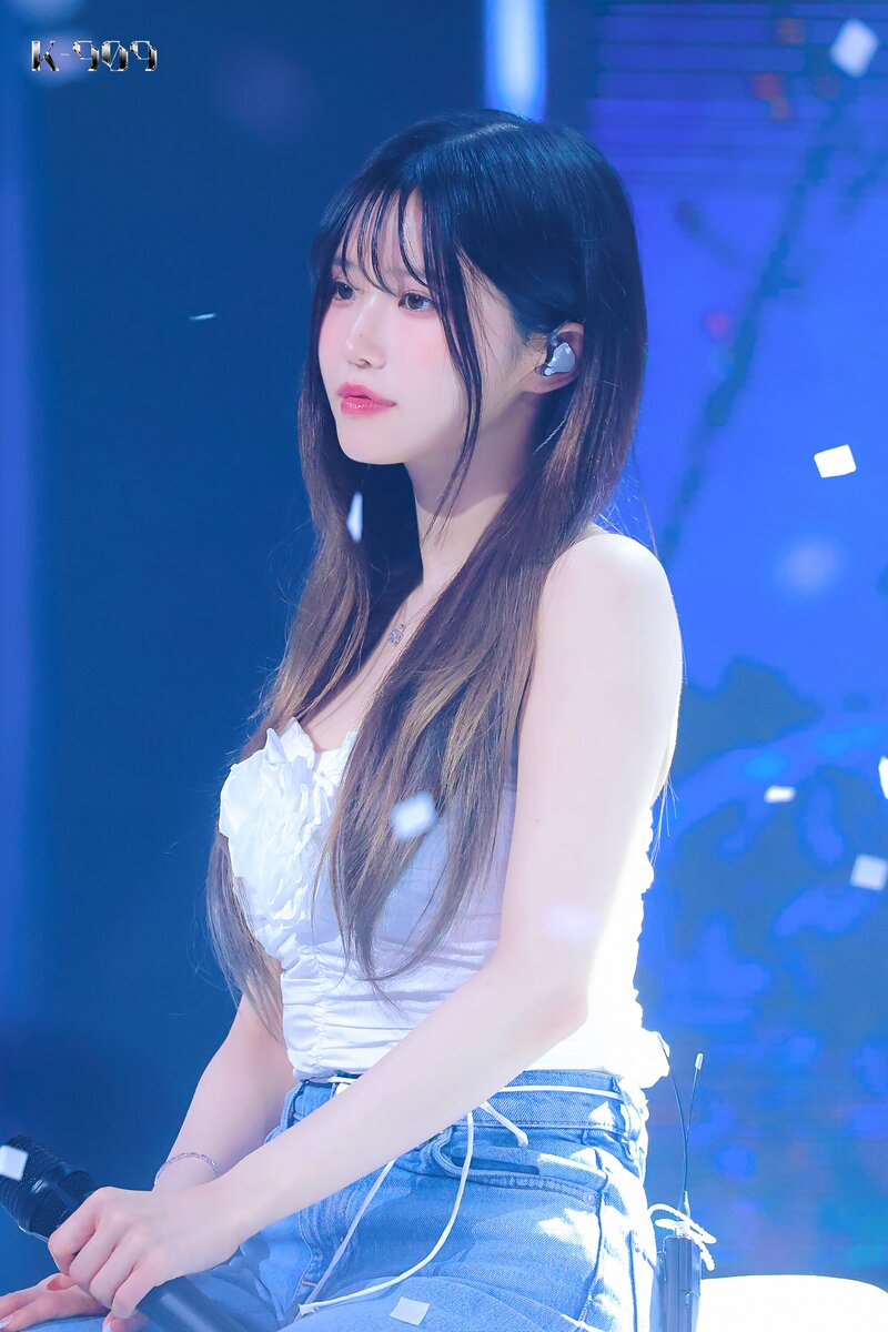 230610 fromis_9 - 'Blind Letter' at KBS 909 documents 2