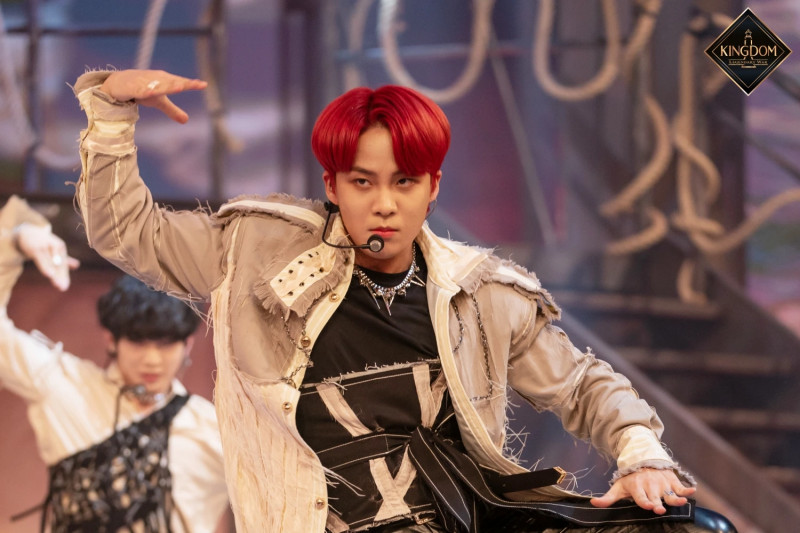 210419 [KINGDOM: LEGENDARY WAR] ATEEZ Behind the Scenes Photos at the 1st Contest | Naver Update documents 13