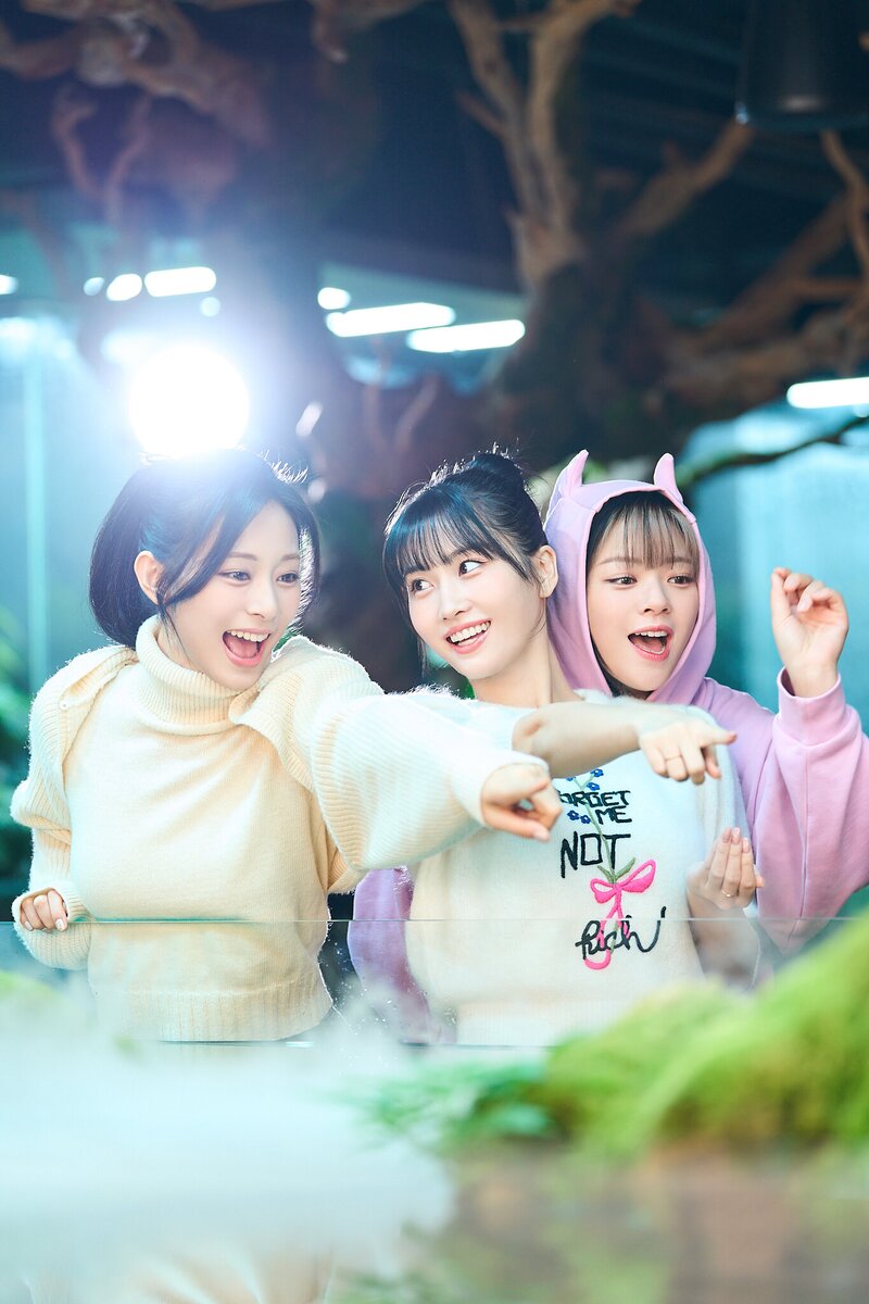 240305 - TWICE 'ONE SPARK' Music Video Behind Photos documents 9