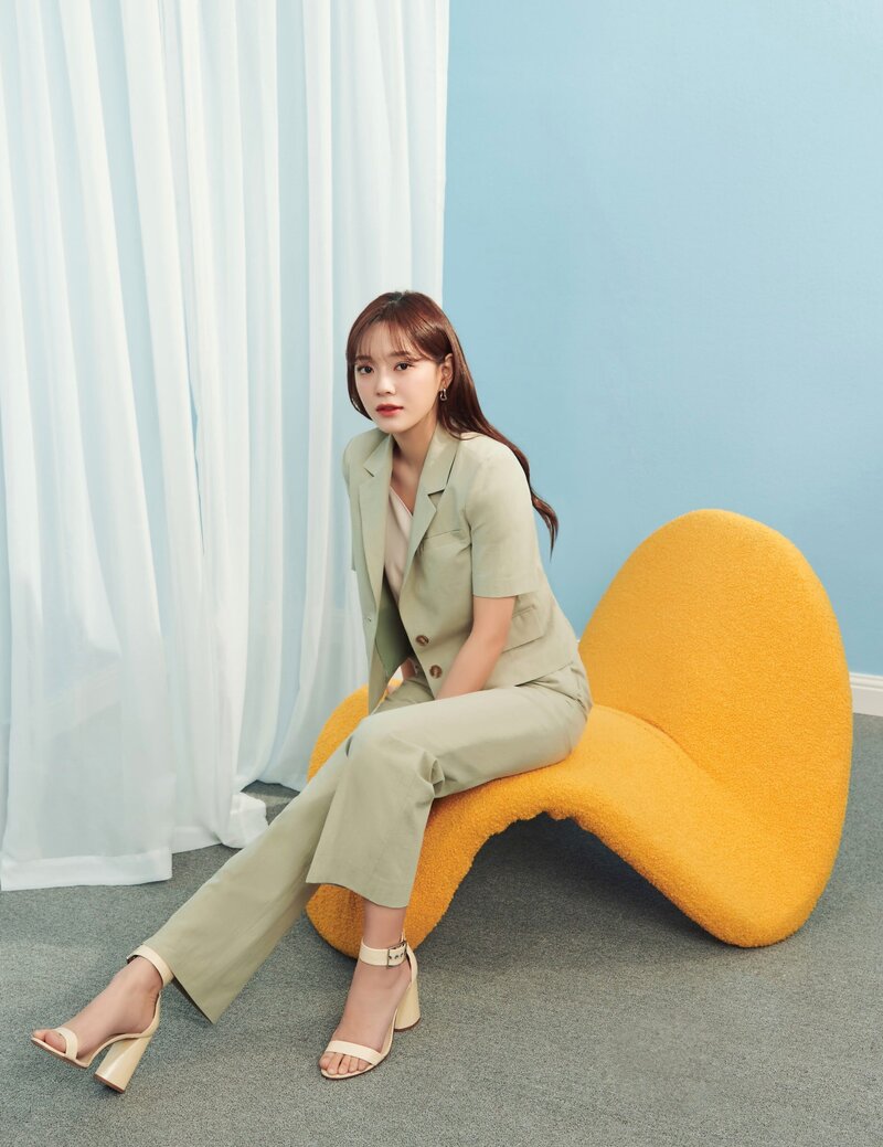 Kim Sejeong for ROEM 2022 SS Collection documents 2