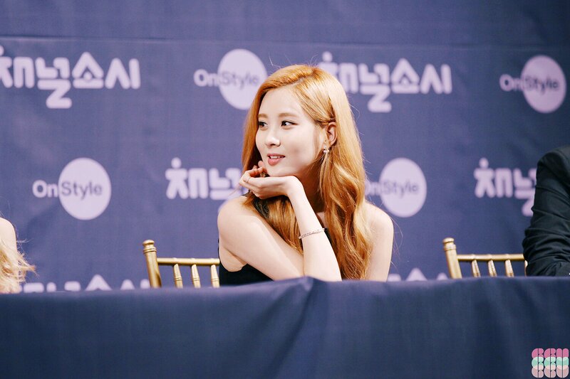 150721 Girls' Generation Seohyun at Channel Soshi Press Conference documents 17