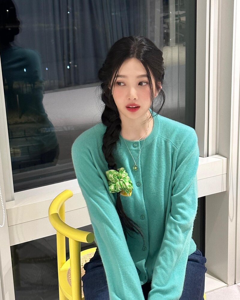 240414 Red Velvet Joy Instagram Update documents 6
