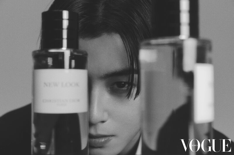 Cha Eunwoo x DIOR for Vogue Korea January 2024 Issue documents 6