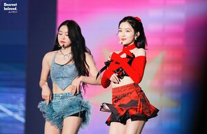 230402 Red Velvet Irene & Yeri - 'R to V' Concert in Seoul Day 2