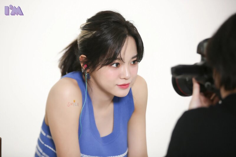 210330 Jellyfish Naver Post - Sejeong's 'I'm' 2nd Mini Album Jacket Behind documents 14
