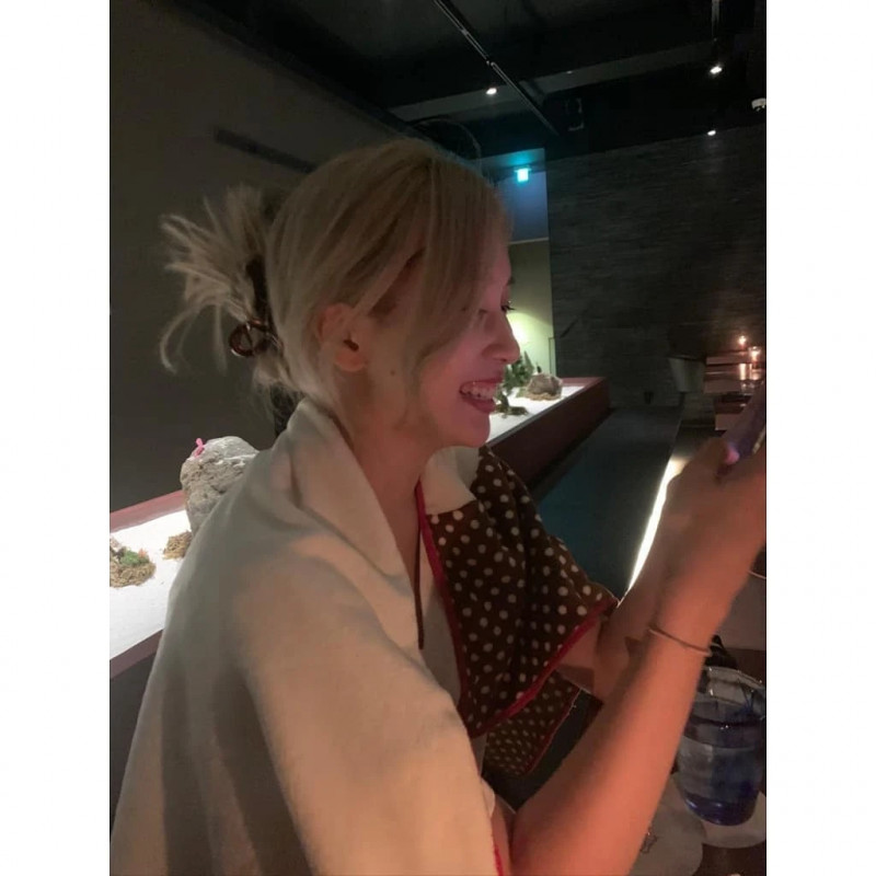 210324 TWICE Instagram Update - Happy Mina Day documents 8