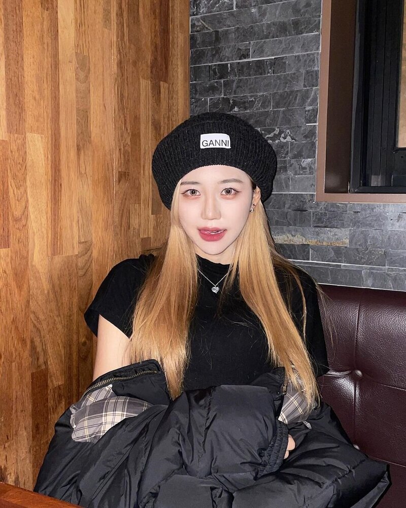 221215 Eunchae Instagram Update documents 3