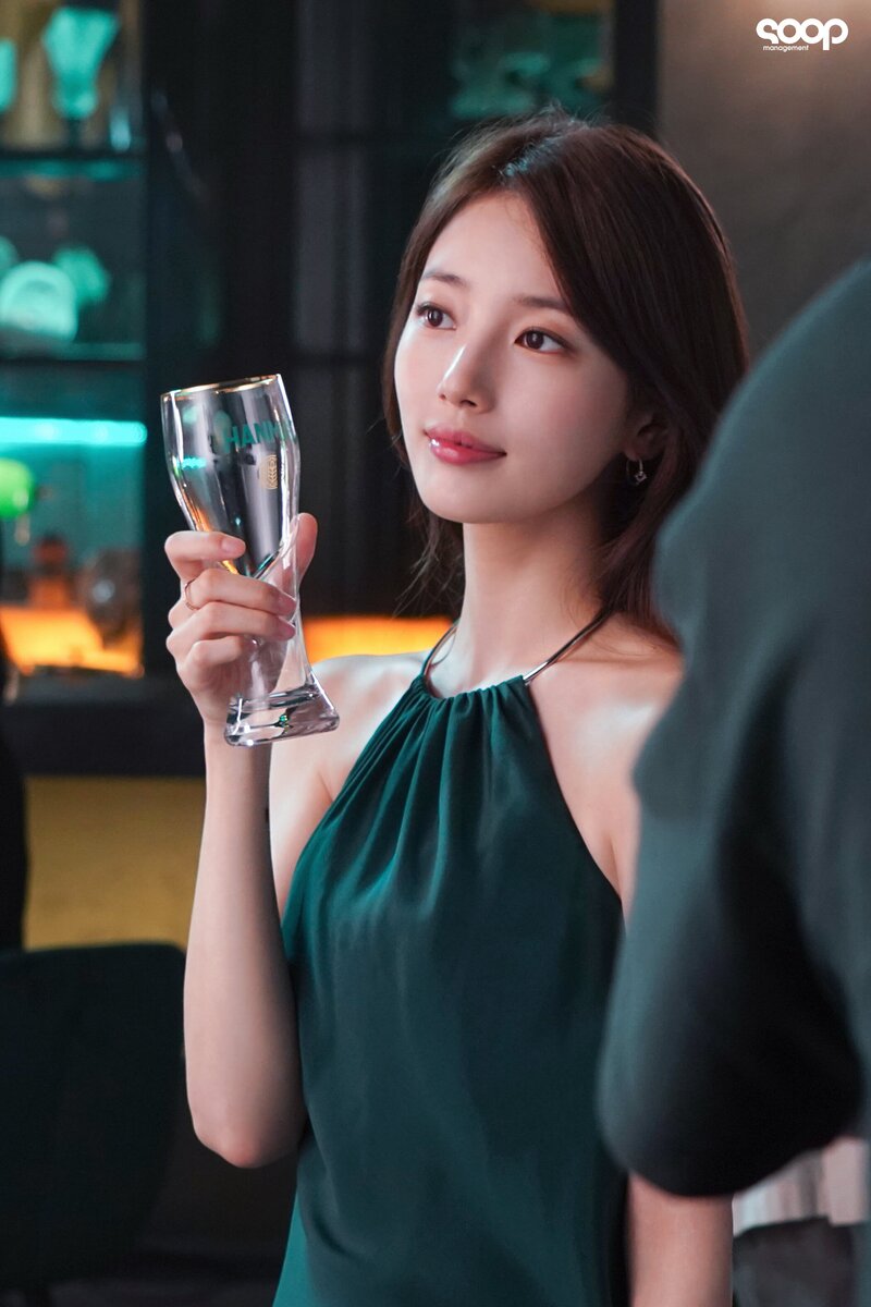 230912 SOOP Naver Post - Suzy - Hanmac Beer Ad Filming Behind documents 13