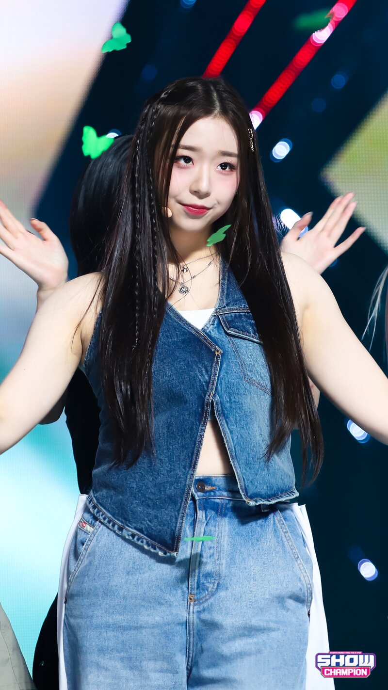 231018 tripleS EVOLution Chaeyeon - 'Invincible' at Show Champion documents 11