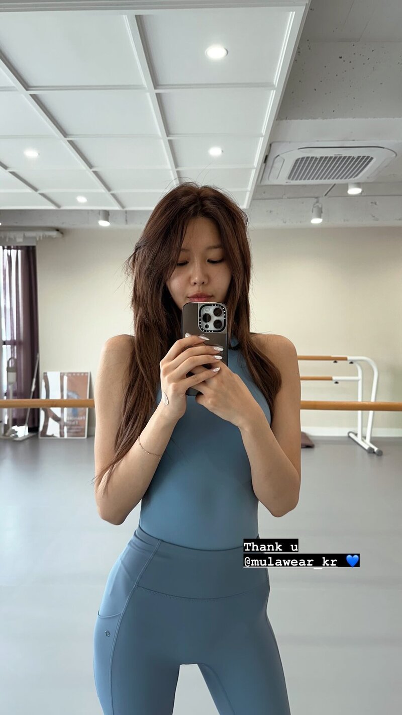 240426 Sooyoung Instagram Story documents 1