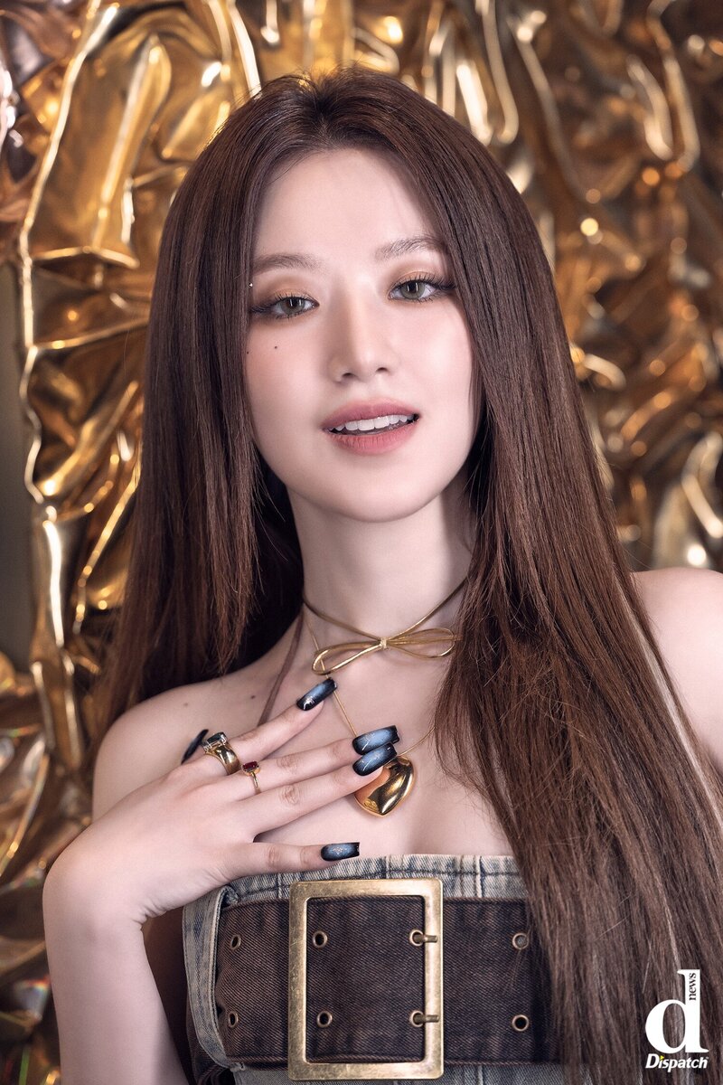 230518 SHUHUA- (G)I-DLE 'QUUEN CARD' Behind-The-Scenes Photoshoot by Dispatch documents 2