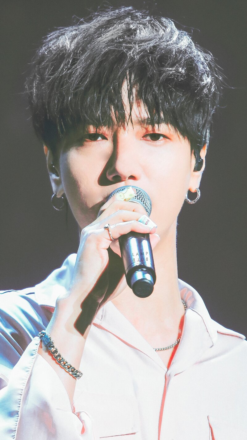 170805 Super Junior Yesung at SMTOWN Special Stage in Hong Kong documents 3