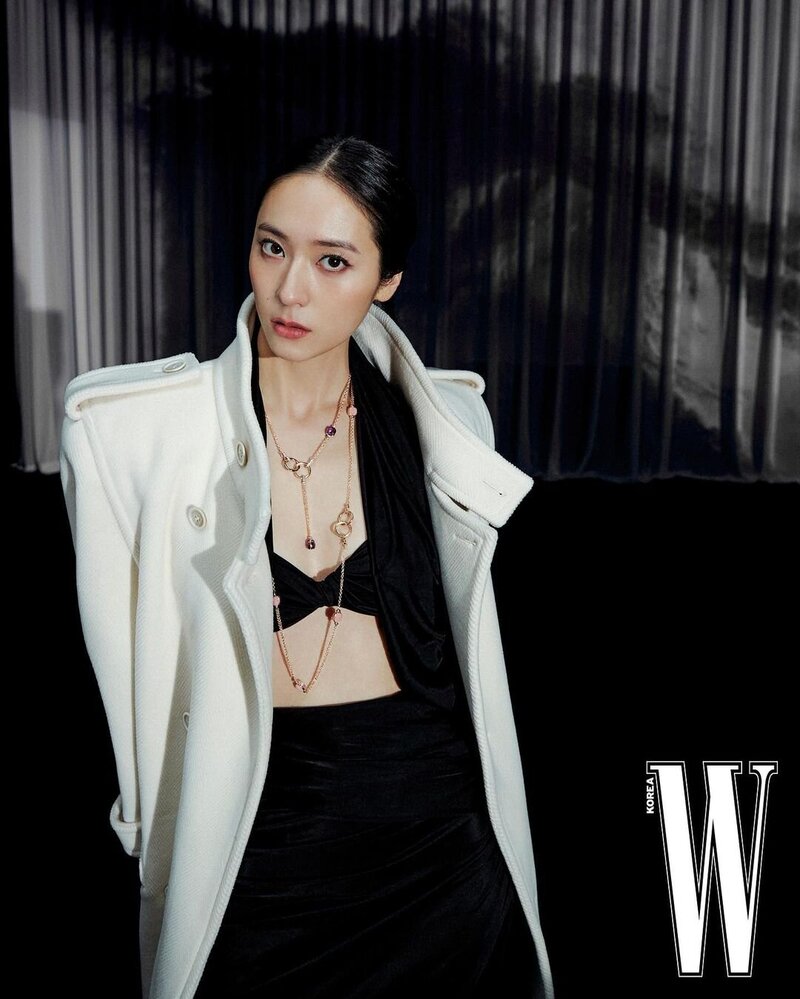 KRYSTAL JUNG for W KOREA Magazine - July Issue 2023 documents 11