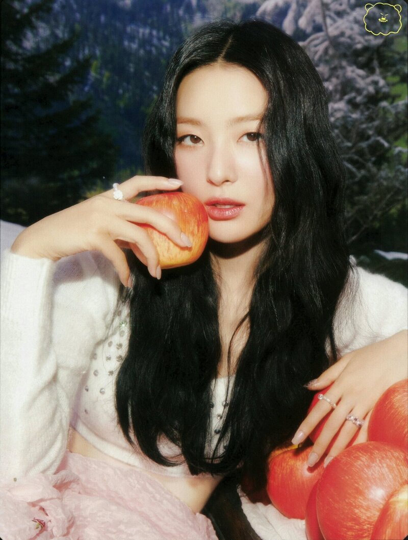Red Velvet - 'Winter SMTOWN: SMCU Palace' (GUEST Ver.) [SCANS] documents 15