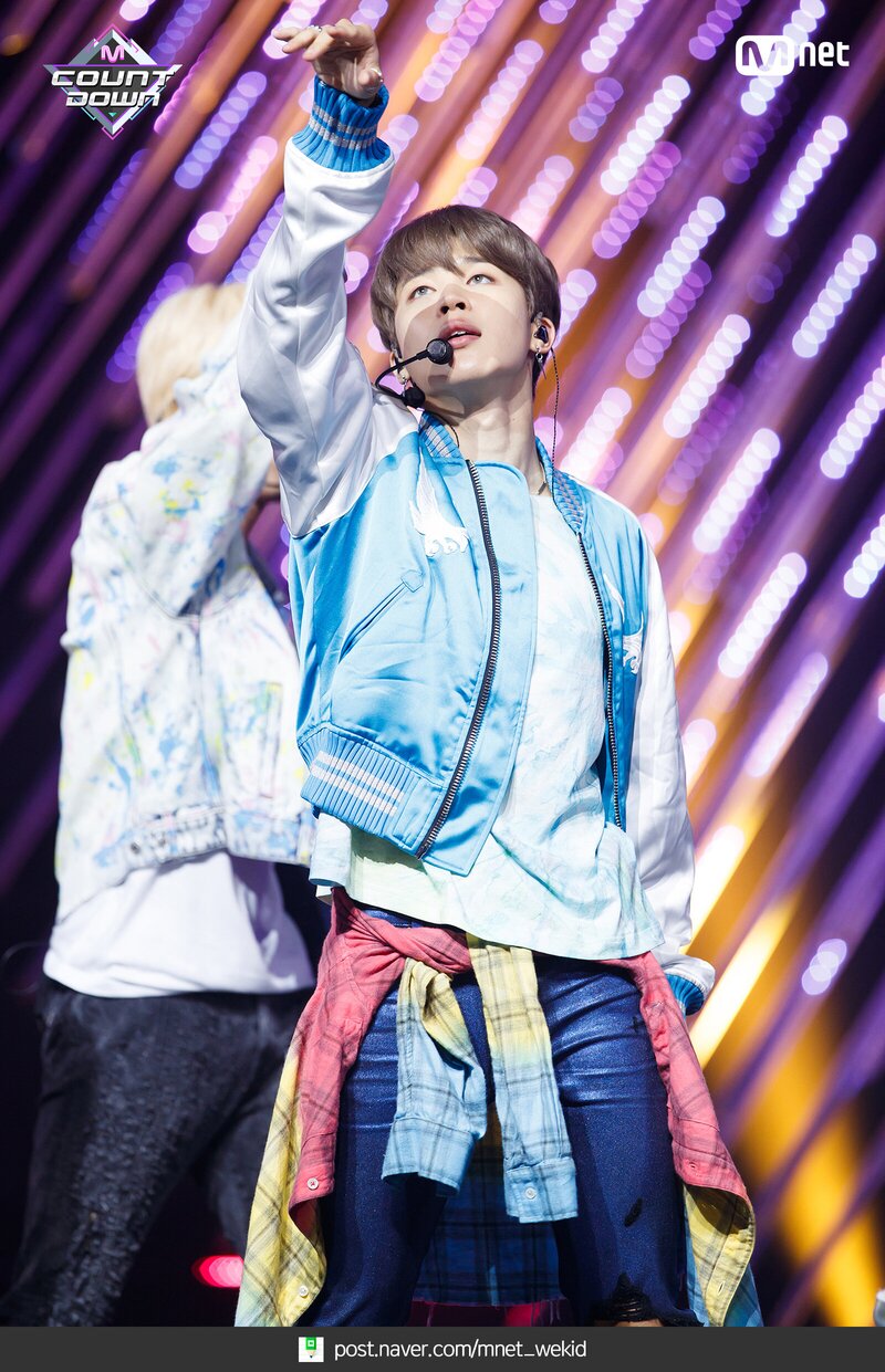 180830 BTS Jimin - 'Save Me' & 'I'm Fine' at M COUNTDOWN documents 1