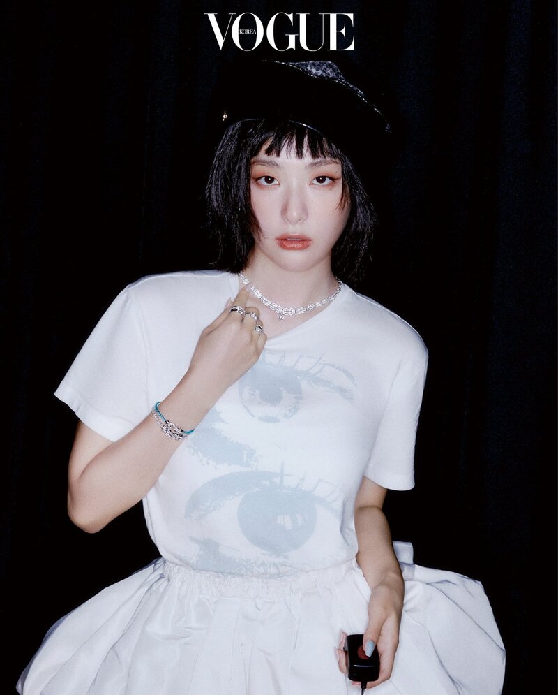 Red Velvet Seulgi for Vogue Korea August 2022 Issue documents 5