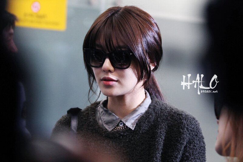 121109 Girls' Generation Sooyoung at Gimpo & Incheon Airports documents 1
