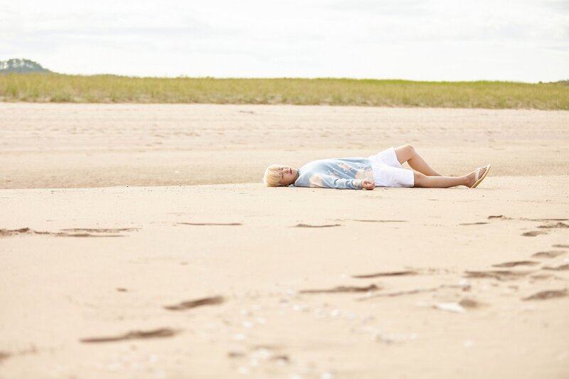 210908 SMTOWN Naver Update - Sungmin 'Goodnight, Summer' M/V Behind documents 8