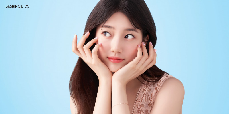 Bae Suzy for Dashing Diva 'Glow Up' Gel Nails documents 2