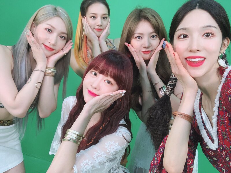 190924 INKIGAYO Twitter Update with Laboum documents 1