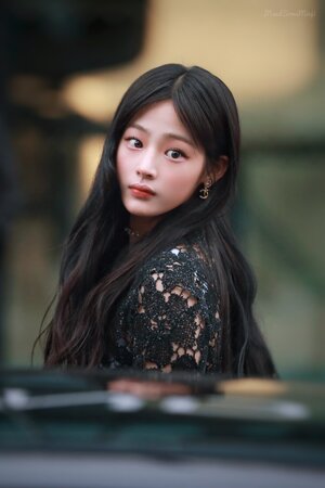 240123 MINJI AT CHANEL COUTURE SHOW
