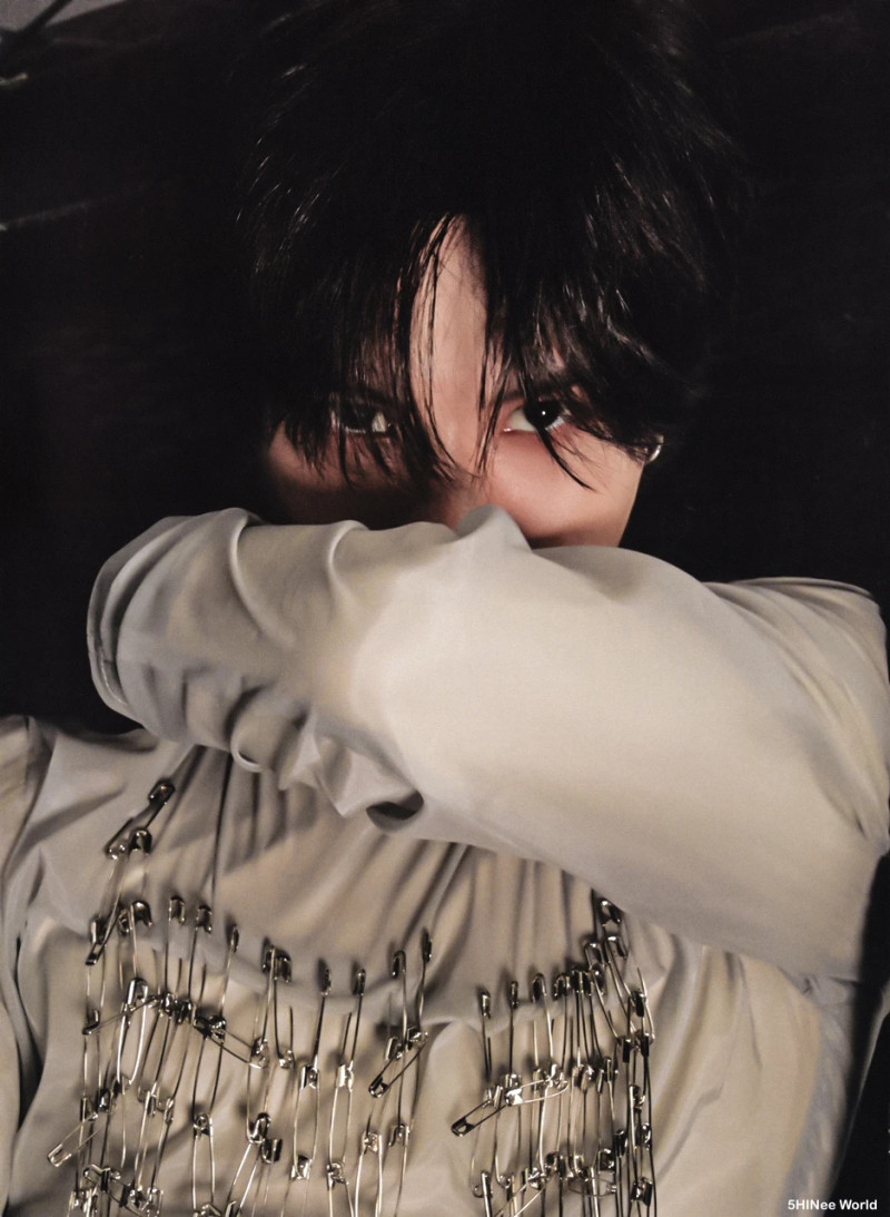 [SCANS] TAEMIN "Never Gonna Dance Again" Extended Version documents 18