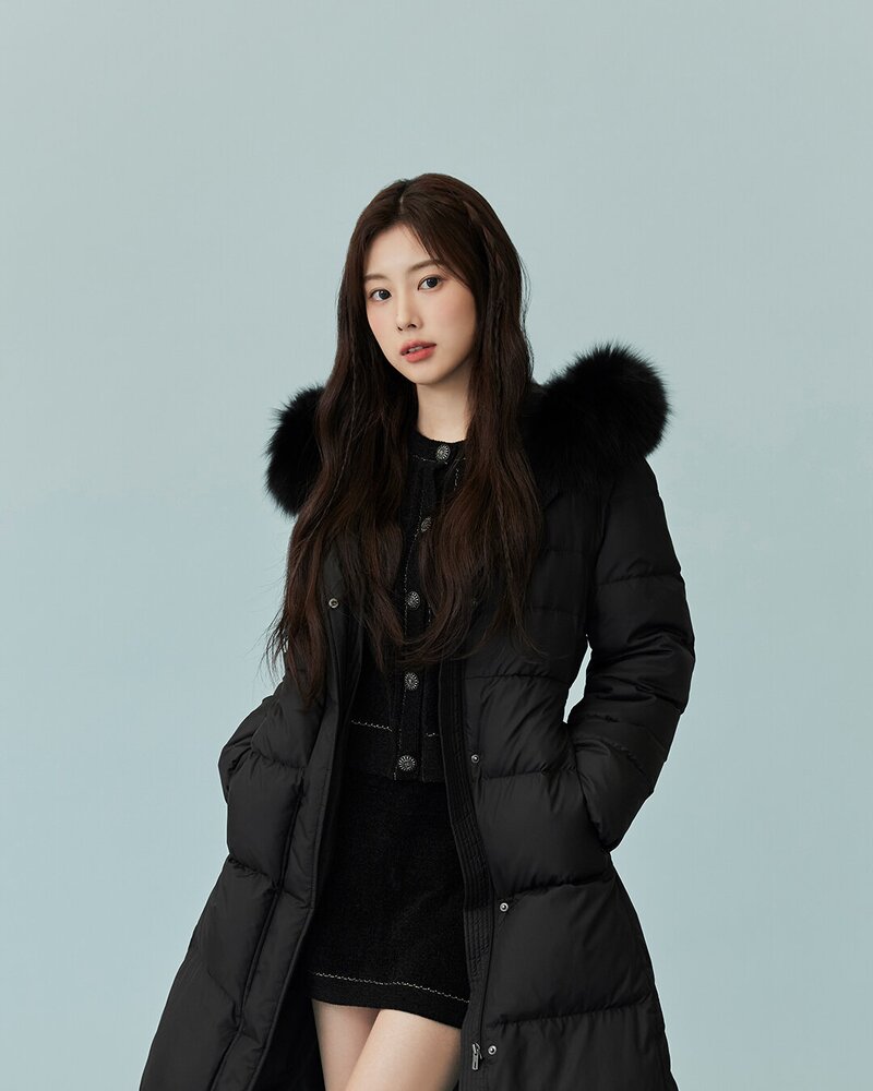 KANG HYEWON for Roem 2023 Winter Collection 'My Romantic Play' documents 1