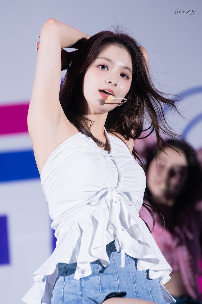 230914 fromis_9 Nagyung - Dong-A University Festival in Busan documents 7