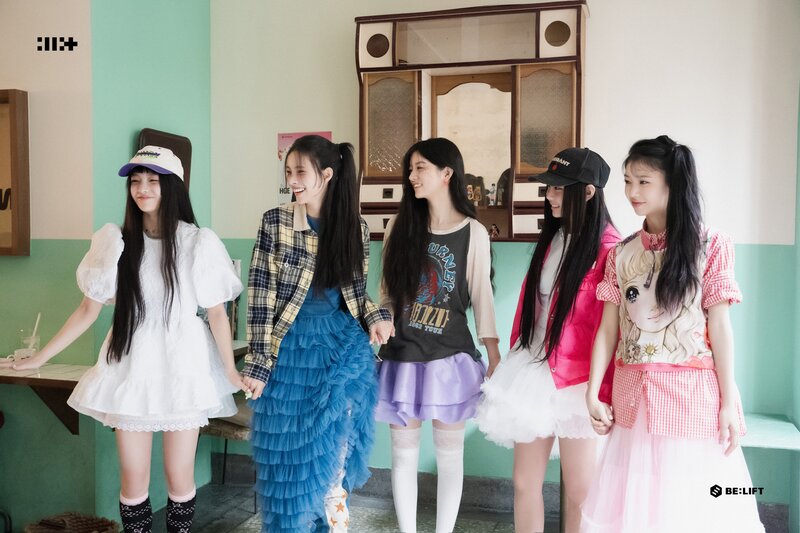 240308 ILLIT - "SUPER REAL ME" Concept Photo Behind Cuts documents 21