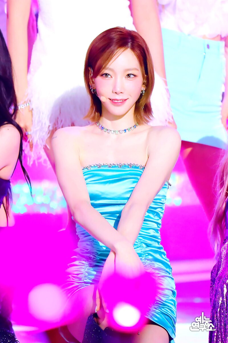 220820 Girls Generation - 'FOREVER 1' at Music Core documents 3