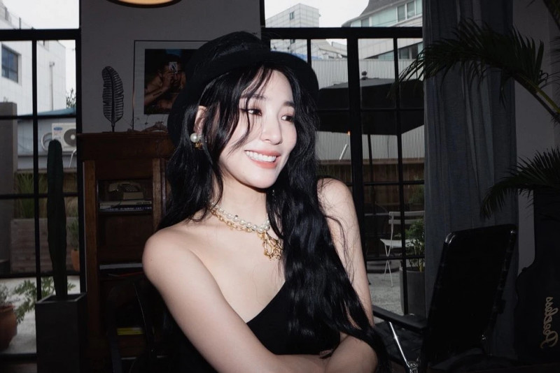 210315 Tiffany Young Instagram Update documents 2