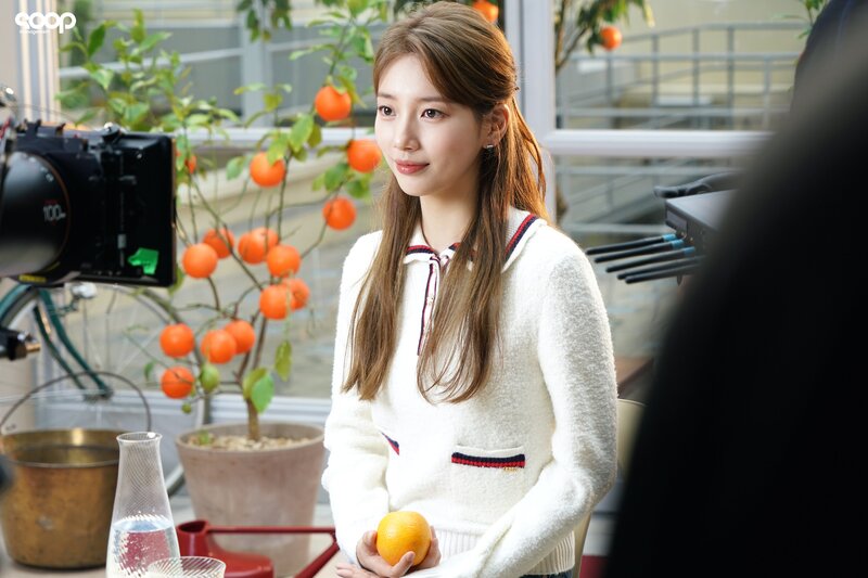231205 SOOP Naver Post - Suzy - Guess FW23 Photoshoot Behind documents 1