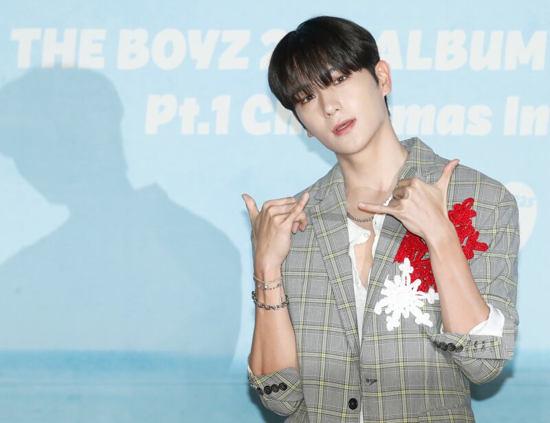 230807 The Boyz Hyunjae - 'PHANTASY Pt.1 Christmas In August' Press Conference documents 5