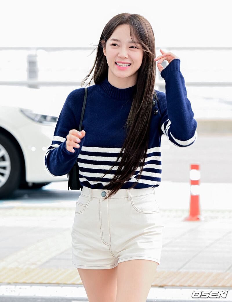 230928 Sejeong at Incheon International Airport documents 13