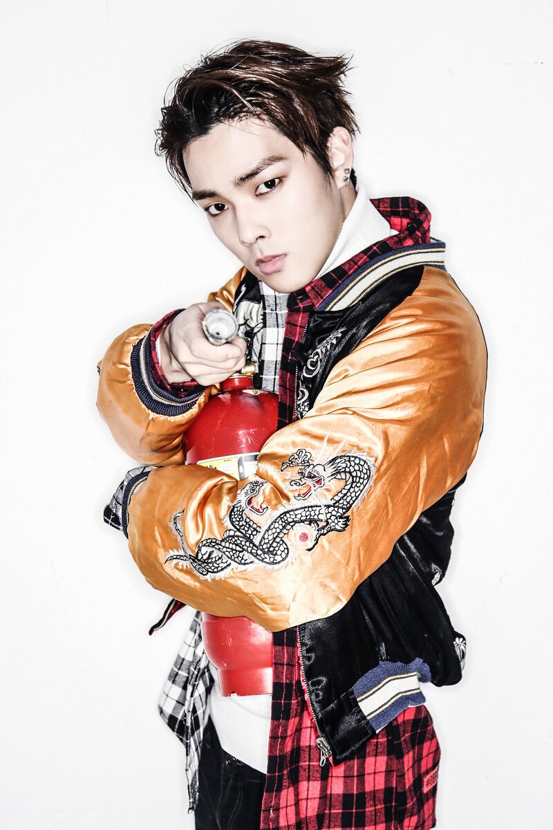 Cross Gene 'Play With Me' concept photos documents 13