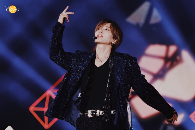 200118 Super Junior Leeteuk at SS8 in Macau (Day 1) documents 4