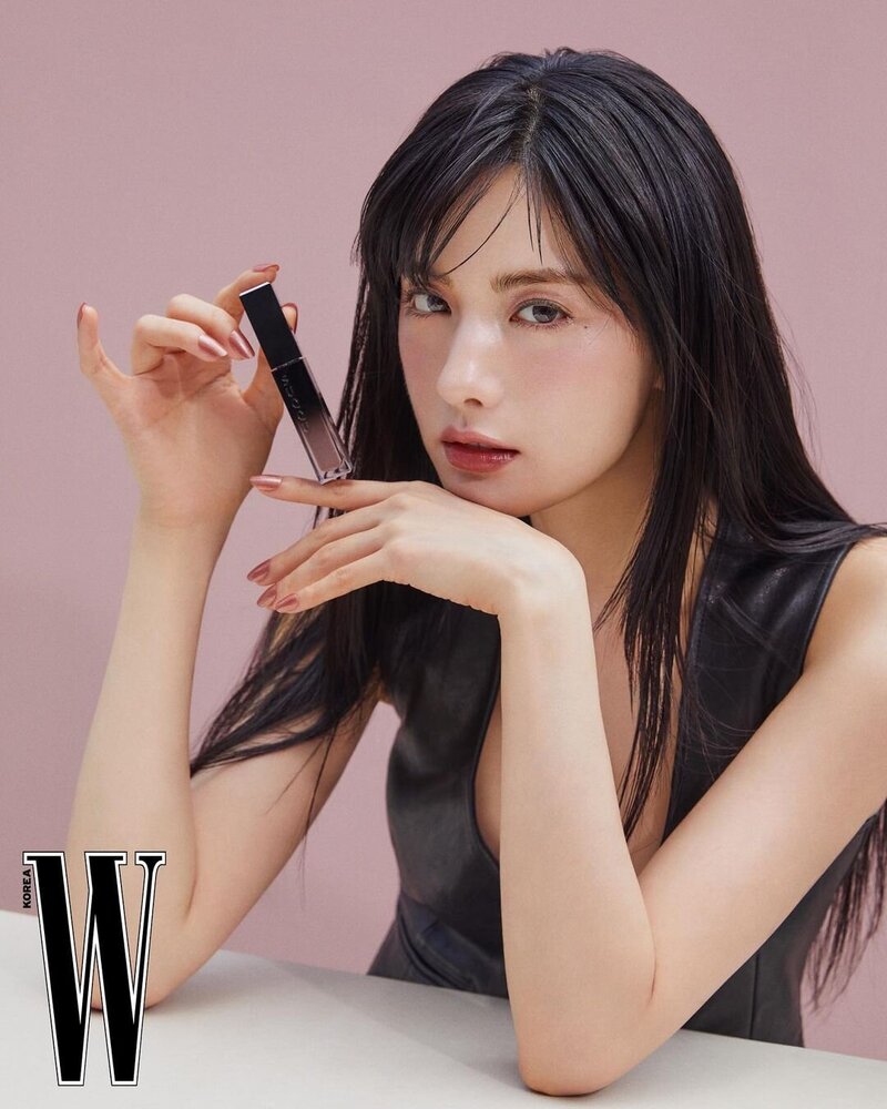 NANA for SUQQU for W Korea - July Issue 2023 documents 2