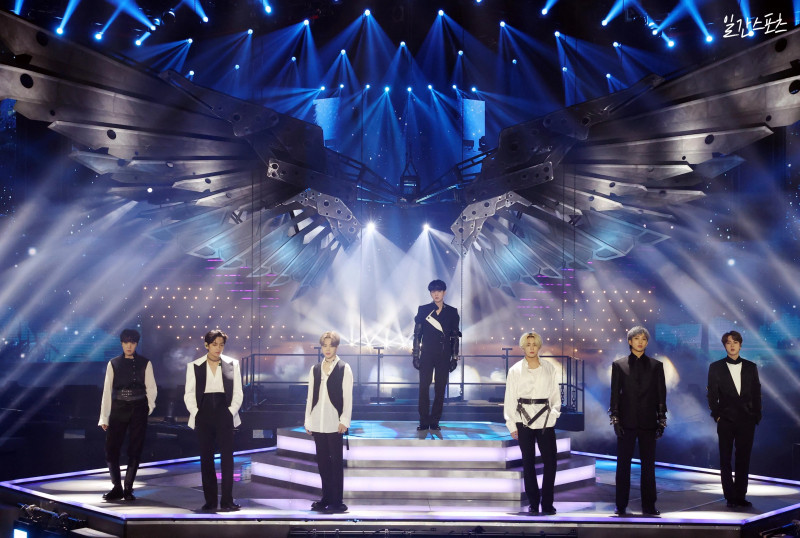 JTBC_Awards-ErXNpoRVEAc8LR0-20210110-04-07.jpg