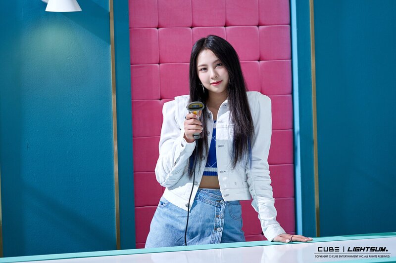 210611 Cube Naver Post - LIGHTSUM 'Vanilla' MV Shoot Behind documents 5